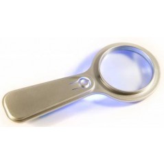 Loupe en plastique avec éclairage Led - S.T.A Soluzioni I077 S.T.A. Soluzioni 14,15 € Ornibird